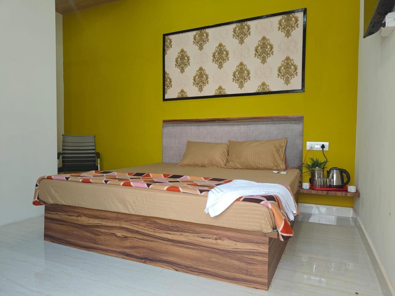 Hari Sharnam Home Stay Mathura Extérieur photo